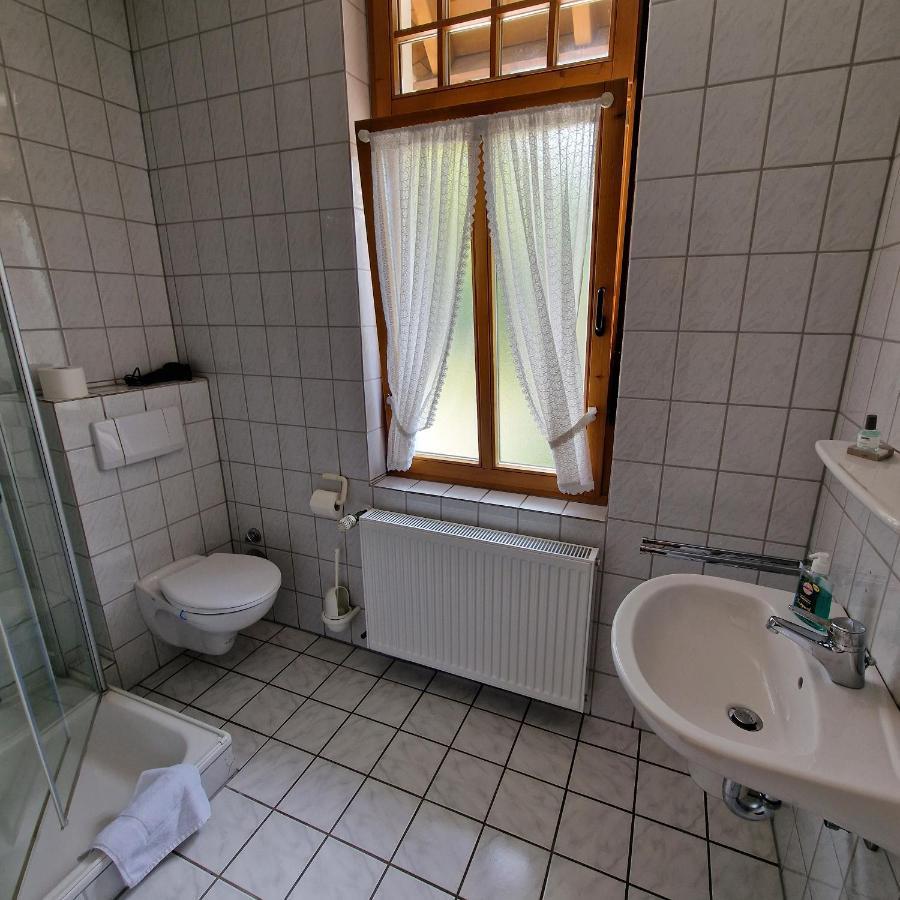 Augustdorf Gasthaus Pension Doerenkrug - Restaurant מראה חיצוני תמונה